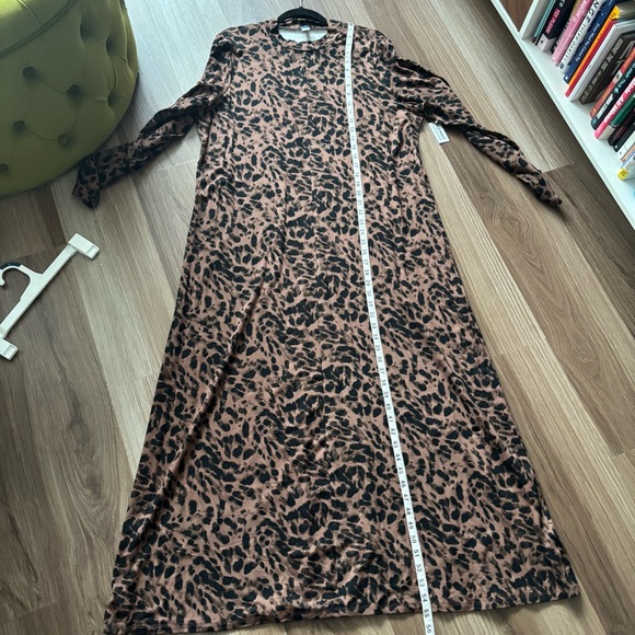 🤎Leopard Mockneck Maxi Dress - Picture 10 of 12